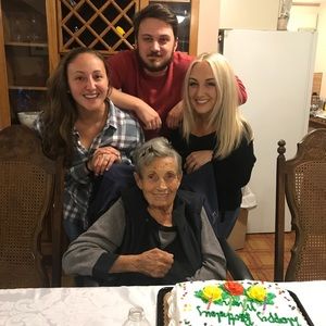 Meet your Posher, Renee